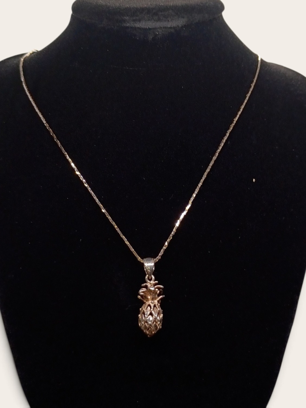 Vintage Pineapple Pendant Necklace